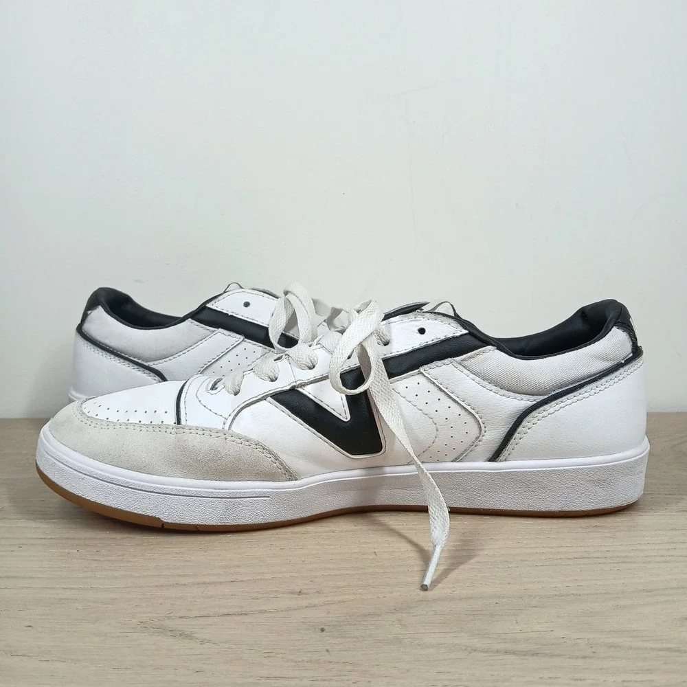 Vans Lowland CC Sneakers Men 10.5 White Black Leather Suede Skate Y2K Streetwear